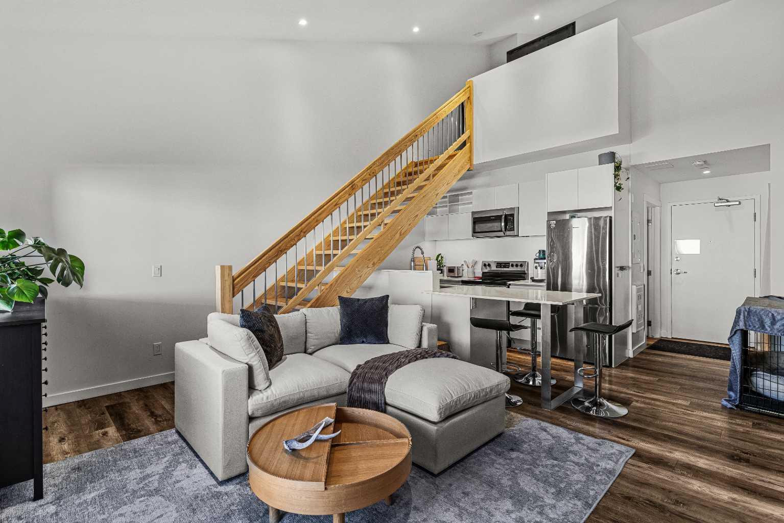 212B, 1 Industrial Place 