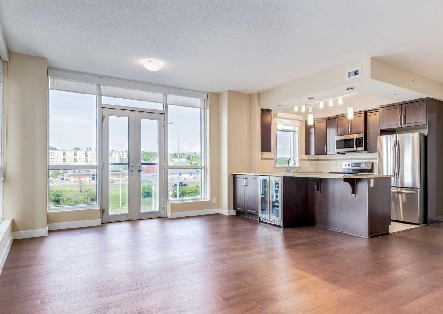 408, 32 Varsity Estates Circle NW