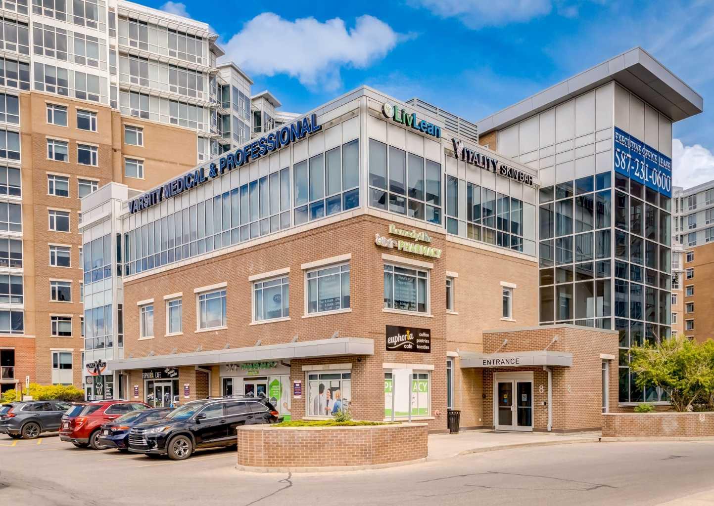 408, 32 Varsity Estates Circle NW