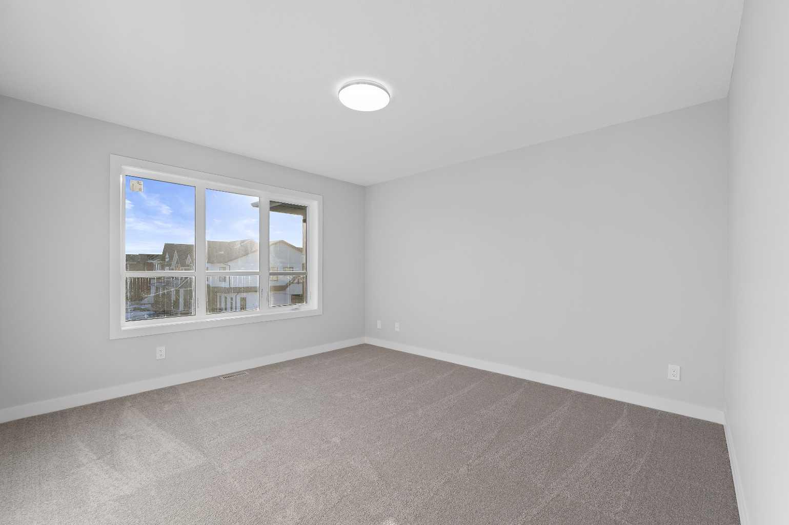 67 Agate Road 