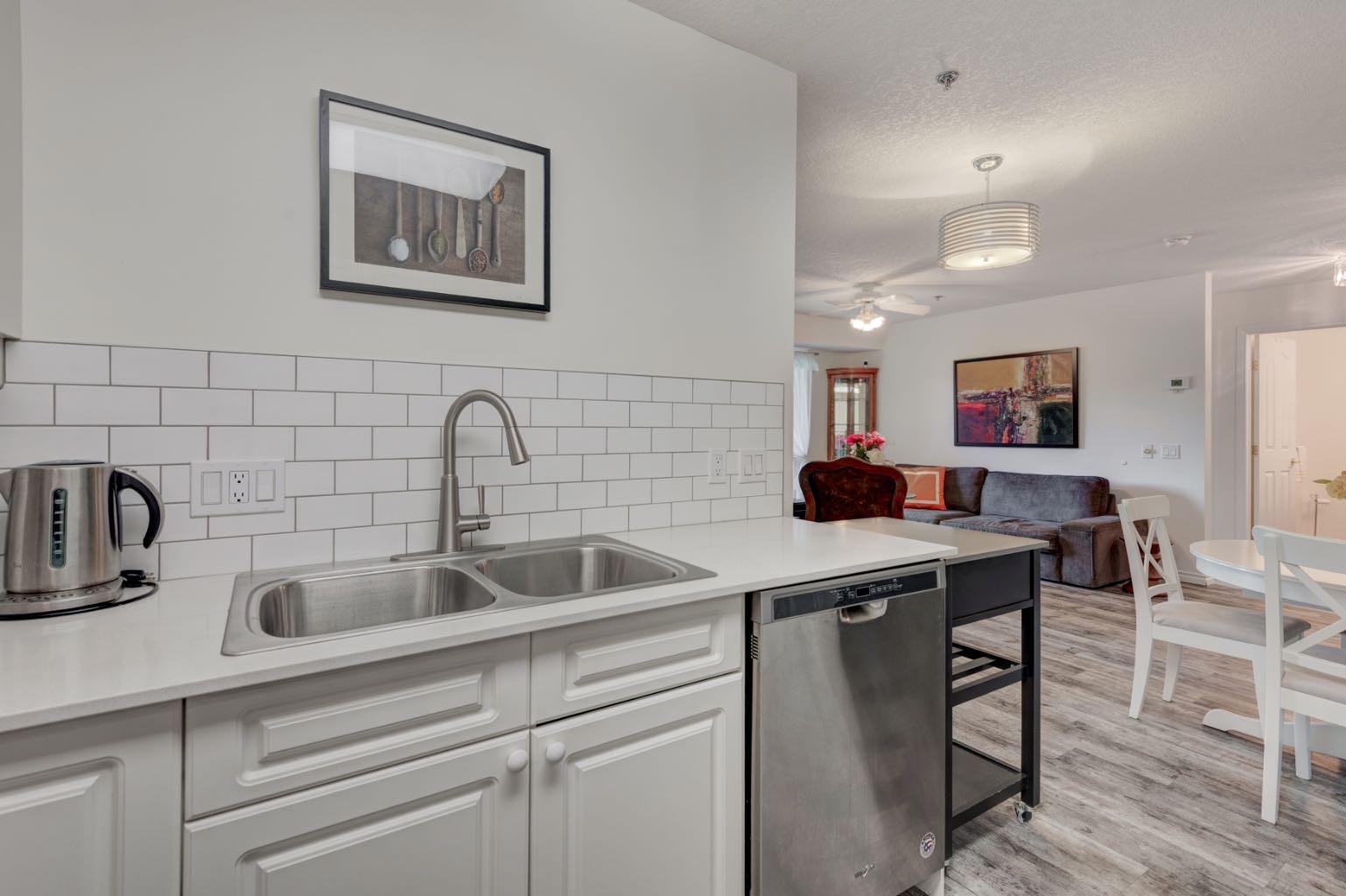 1114, 1818 Simcoe Boulevard SW