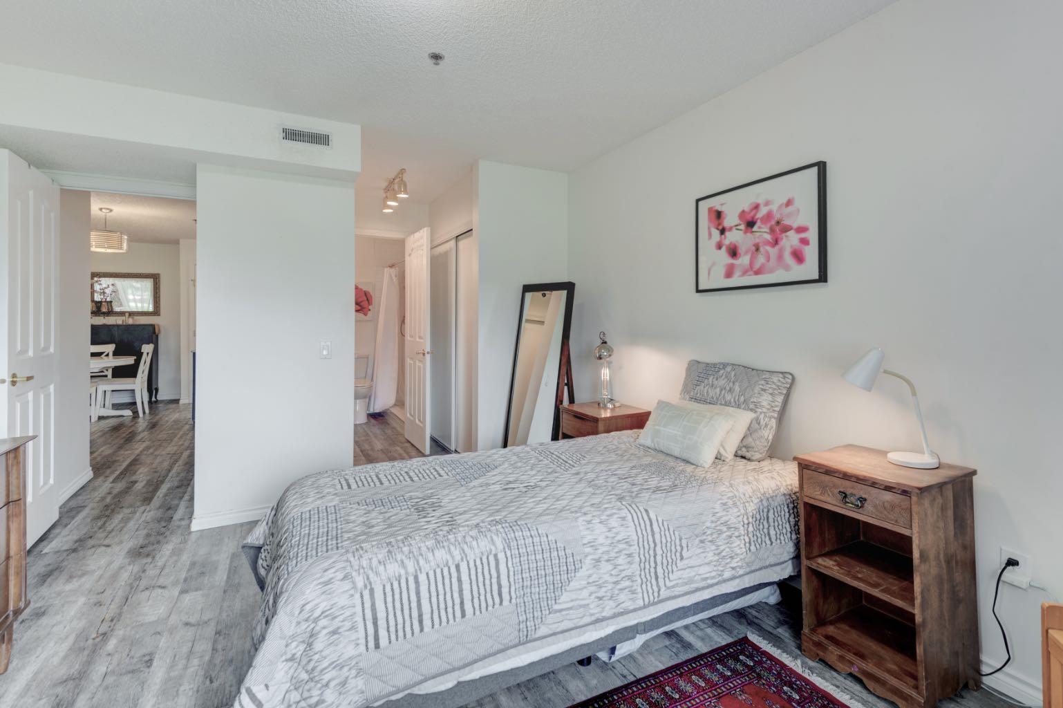 1114, 1818 Simcoe Boulevard SW