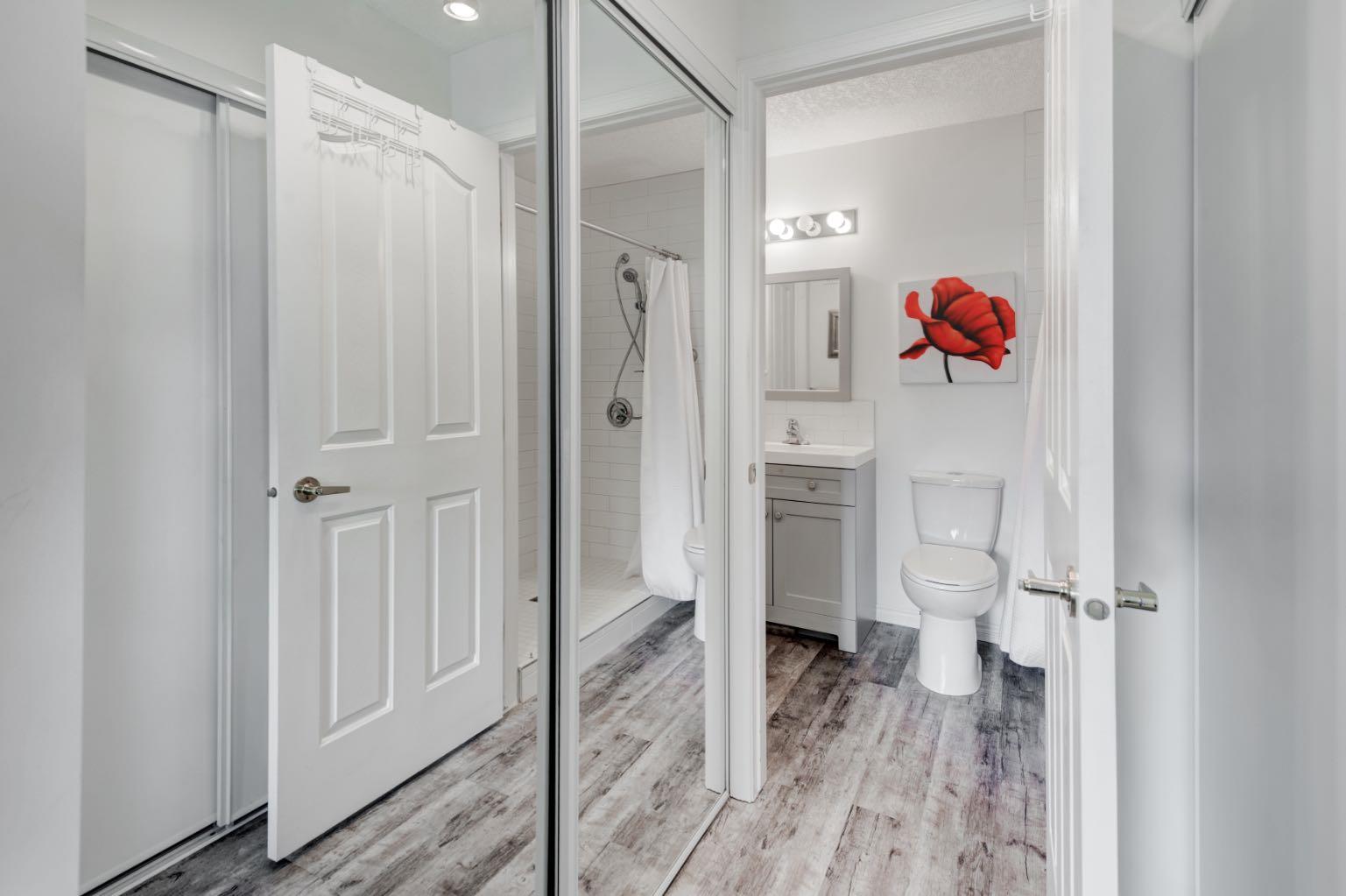 1114, 1818 Simcoe Boulevard SW