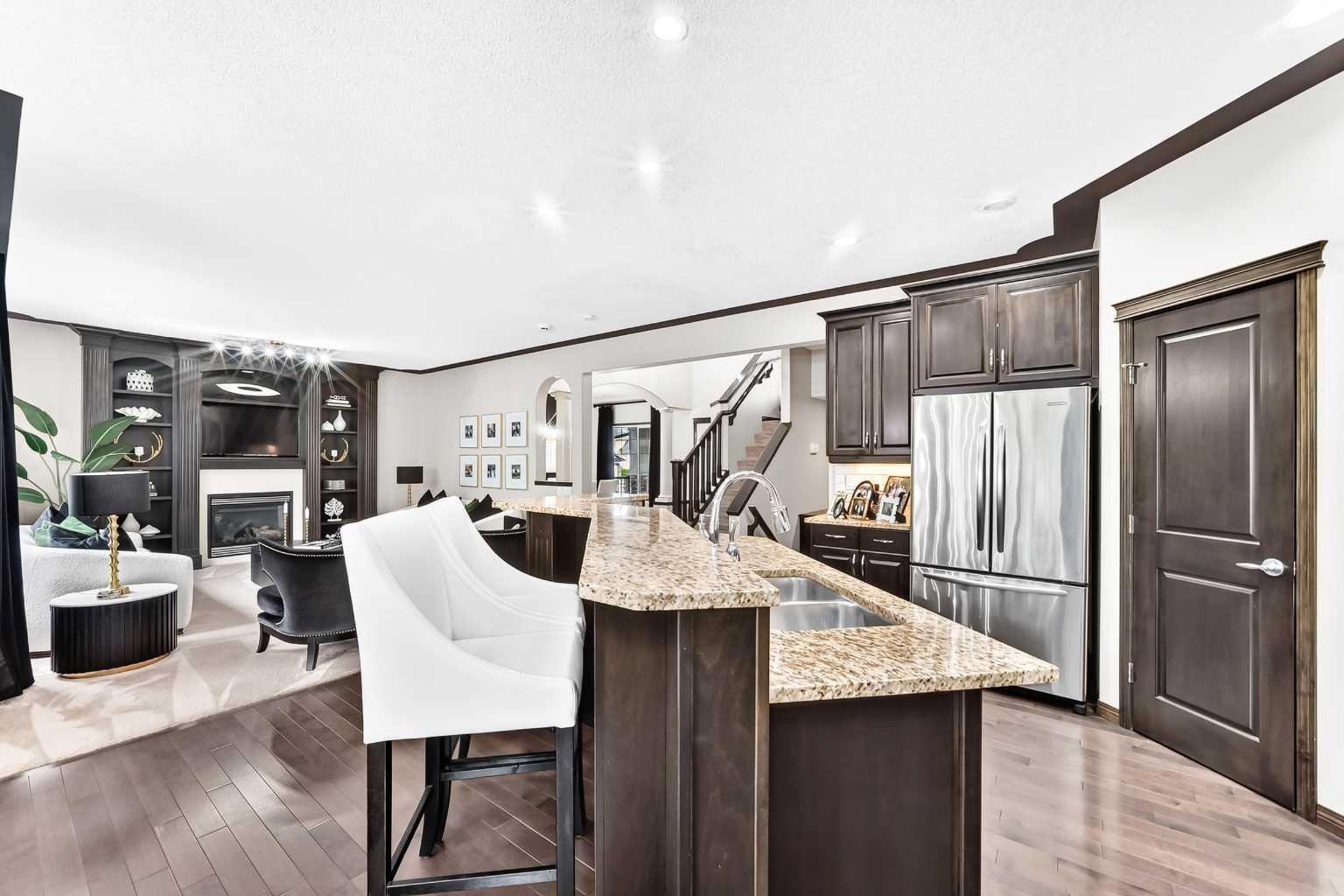 188 Hawkmere Way 
