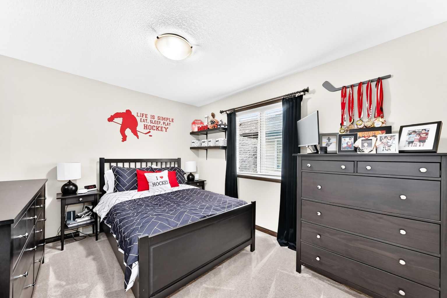 188 Hawkmere Way 