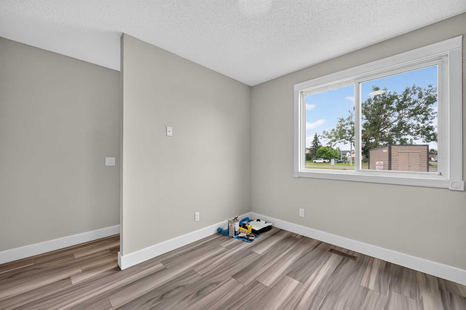 72, 3029 Rundleson Road NE