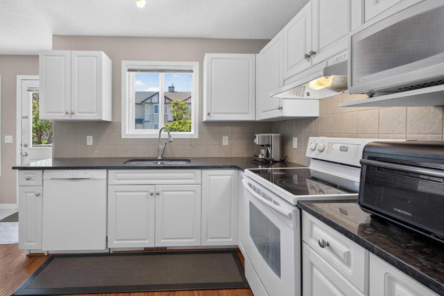 118 Royal Birch Villas NW