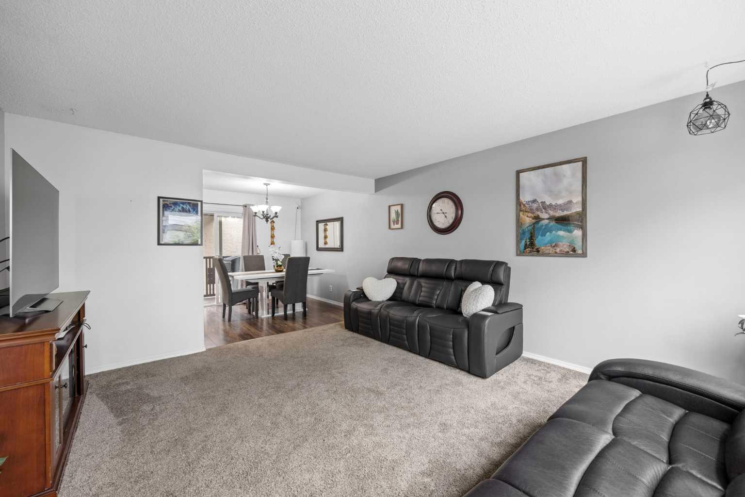 8, 111 Huntington Park Green NW