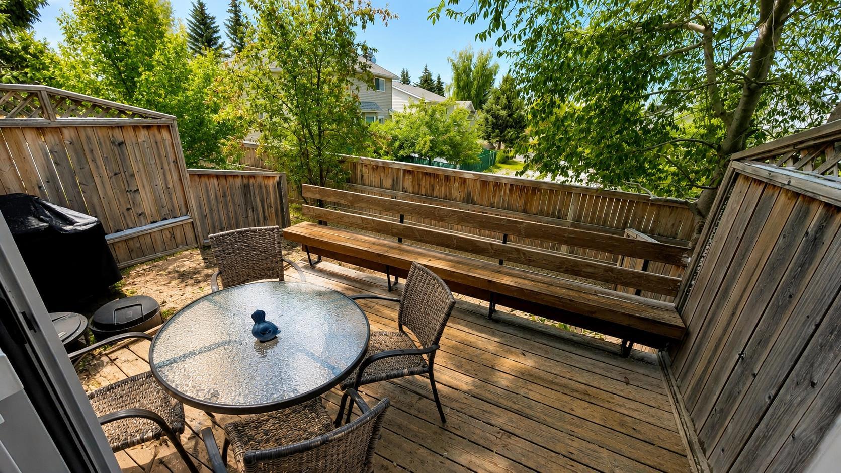 12 Shawbrooke Court SW