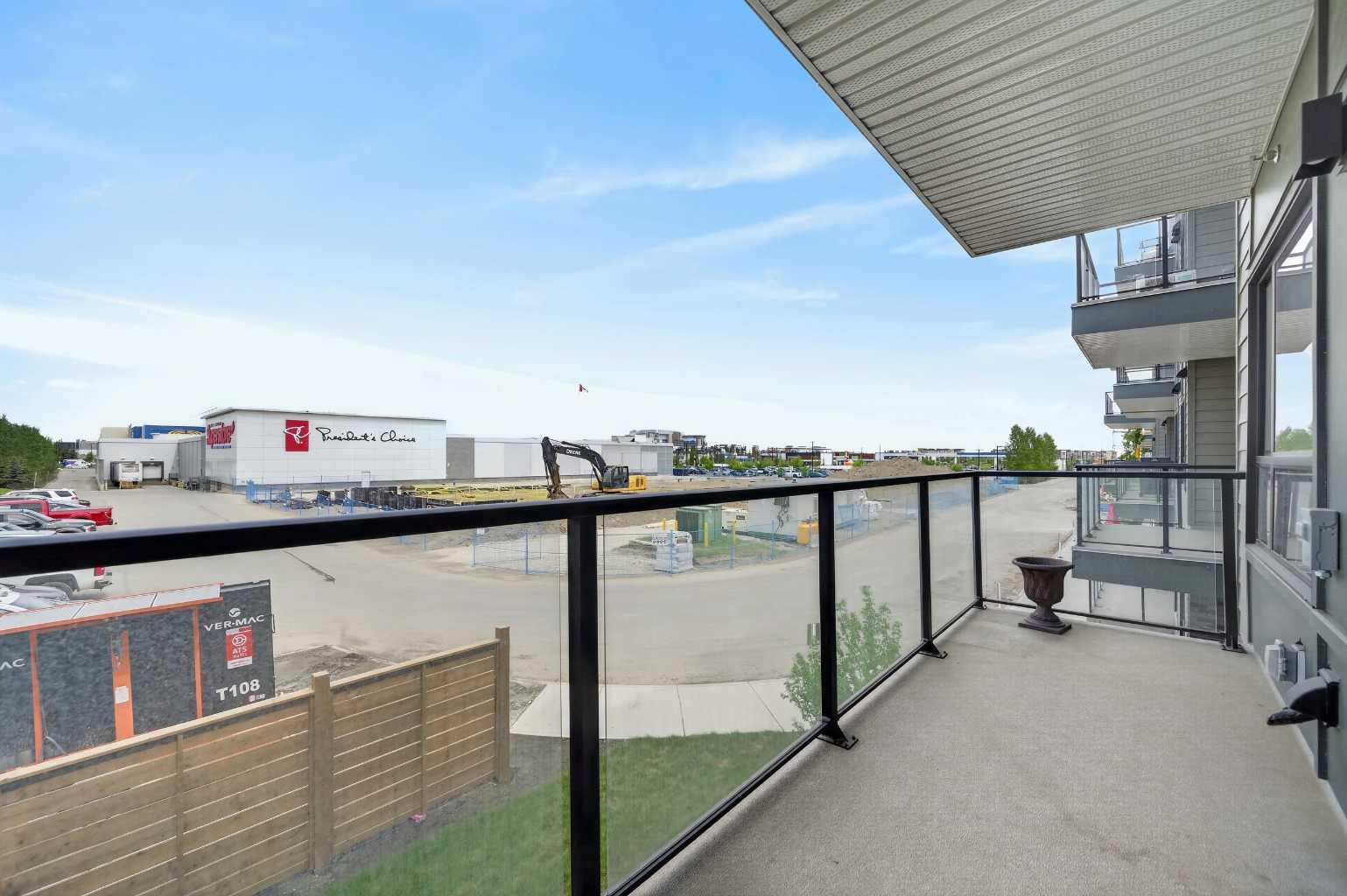 3208, 20295 Seton Way SE