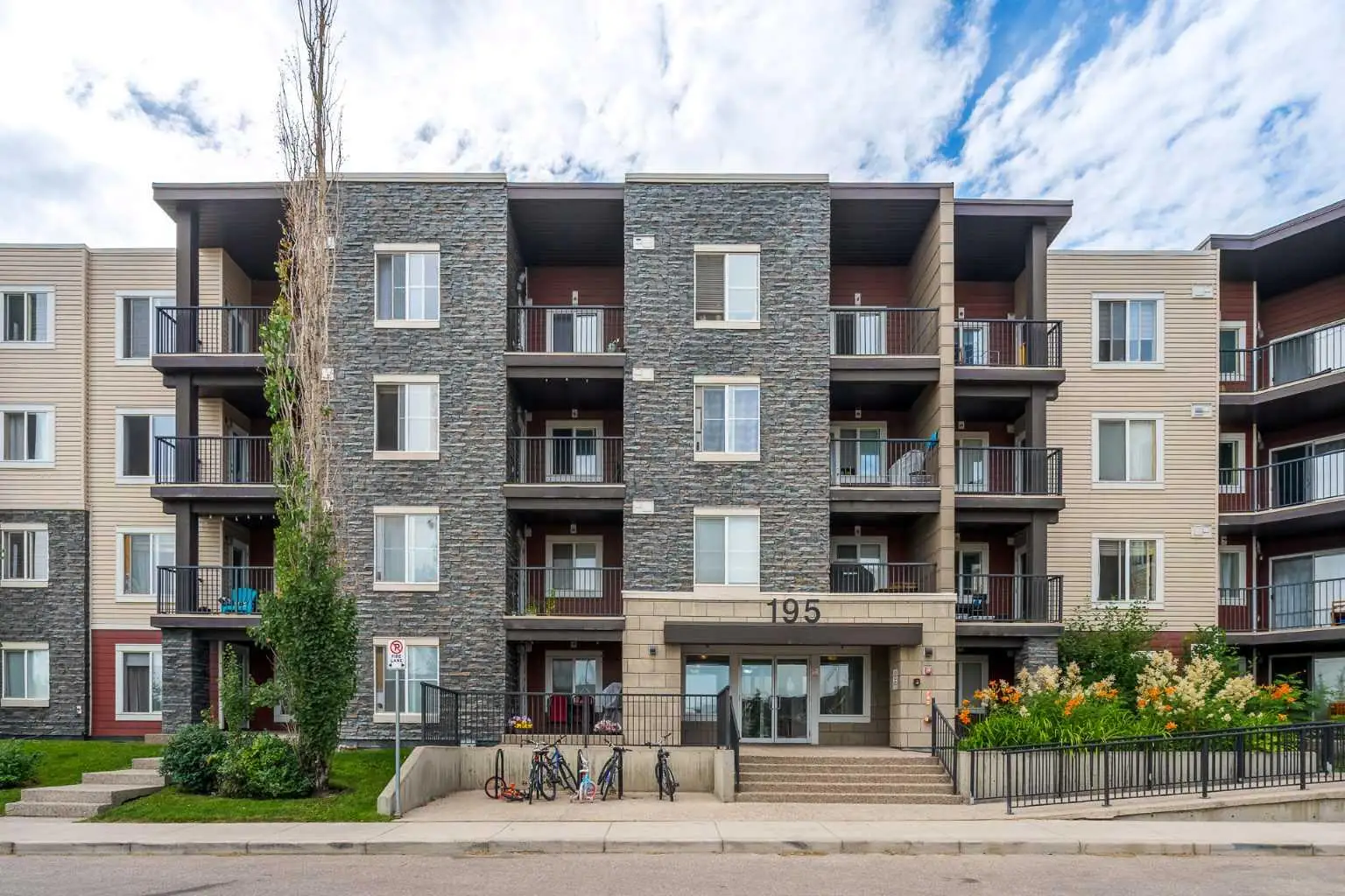 404, 195 Kincora Glen Road NW
