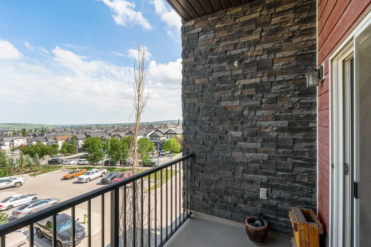 404, 195 Kincora Glen Road NW