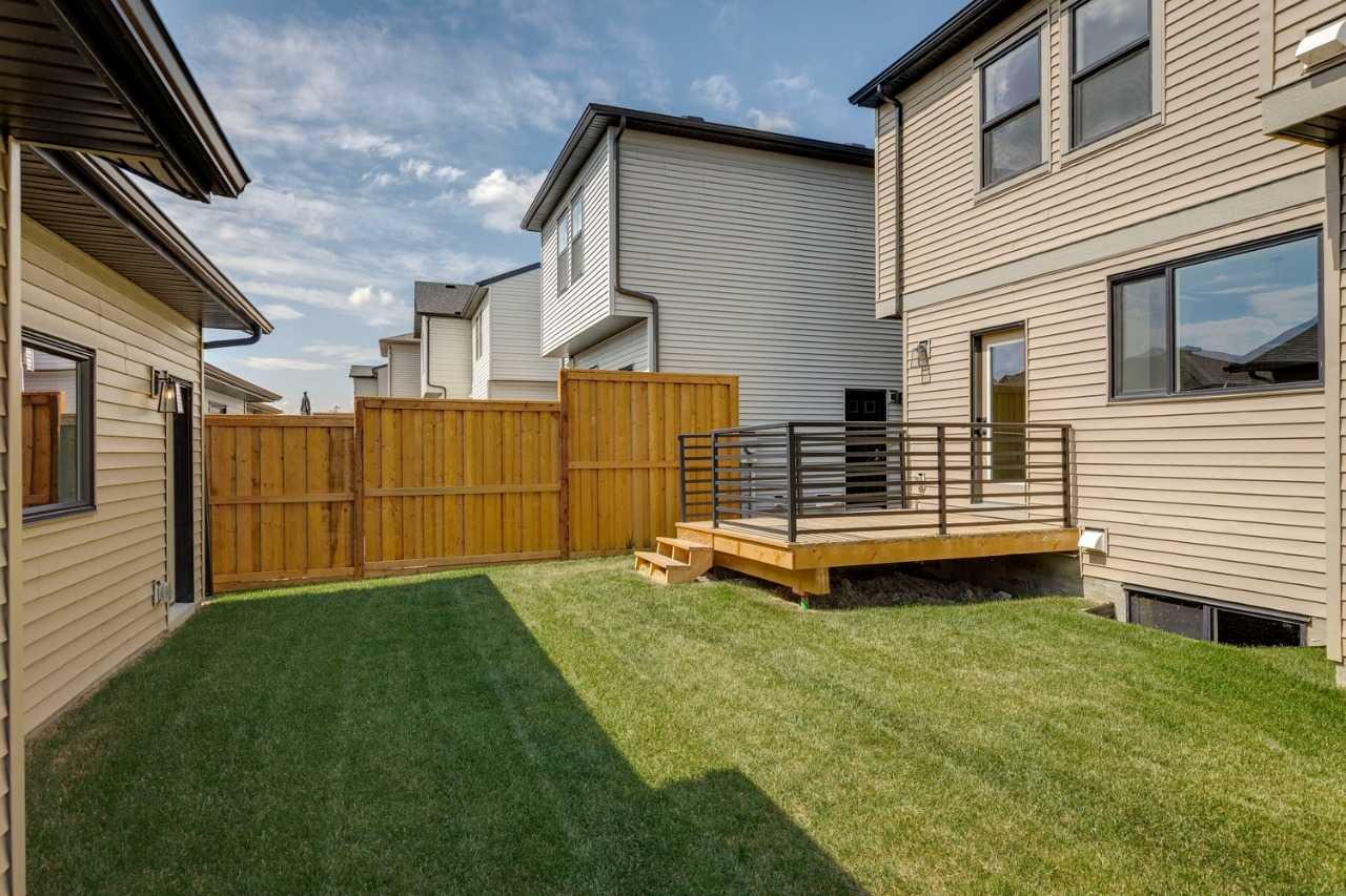 49 Silverton Glen Way SW