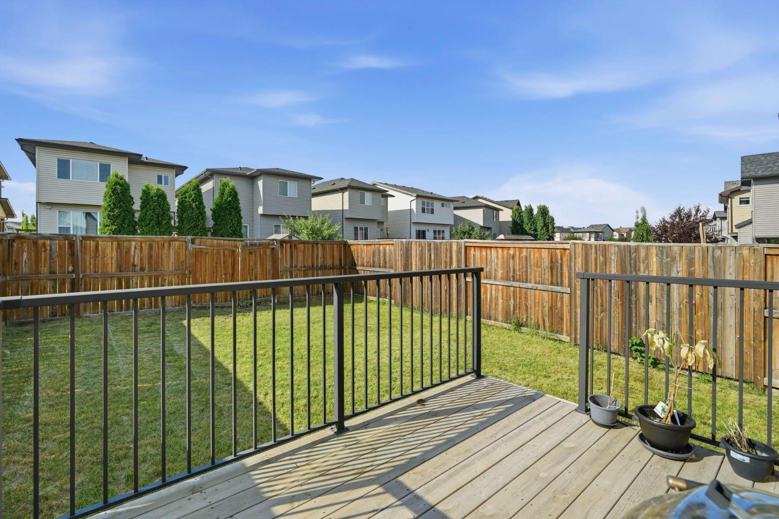 98 Panton Way NW