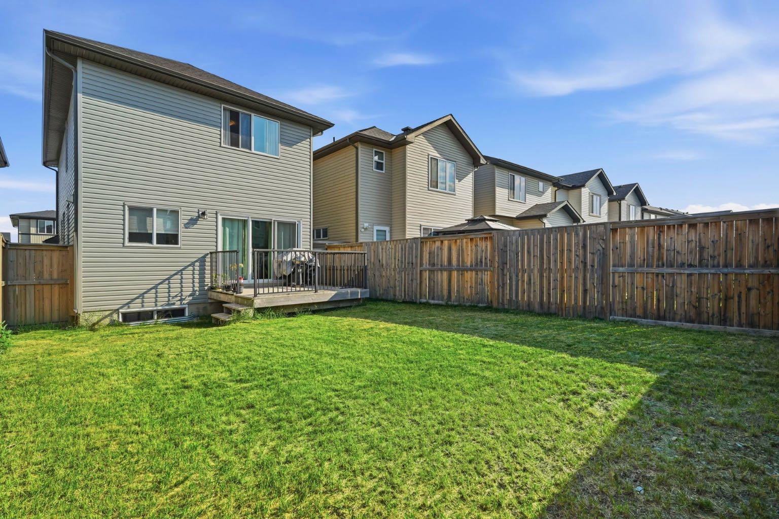 98 Panton Way NW