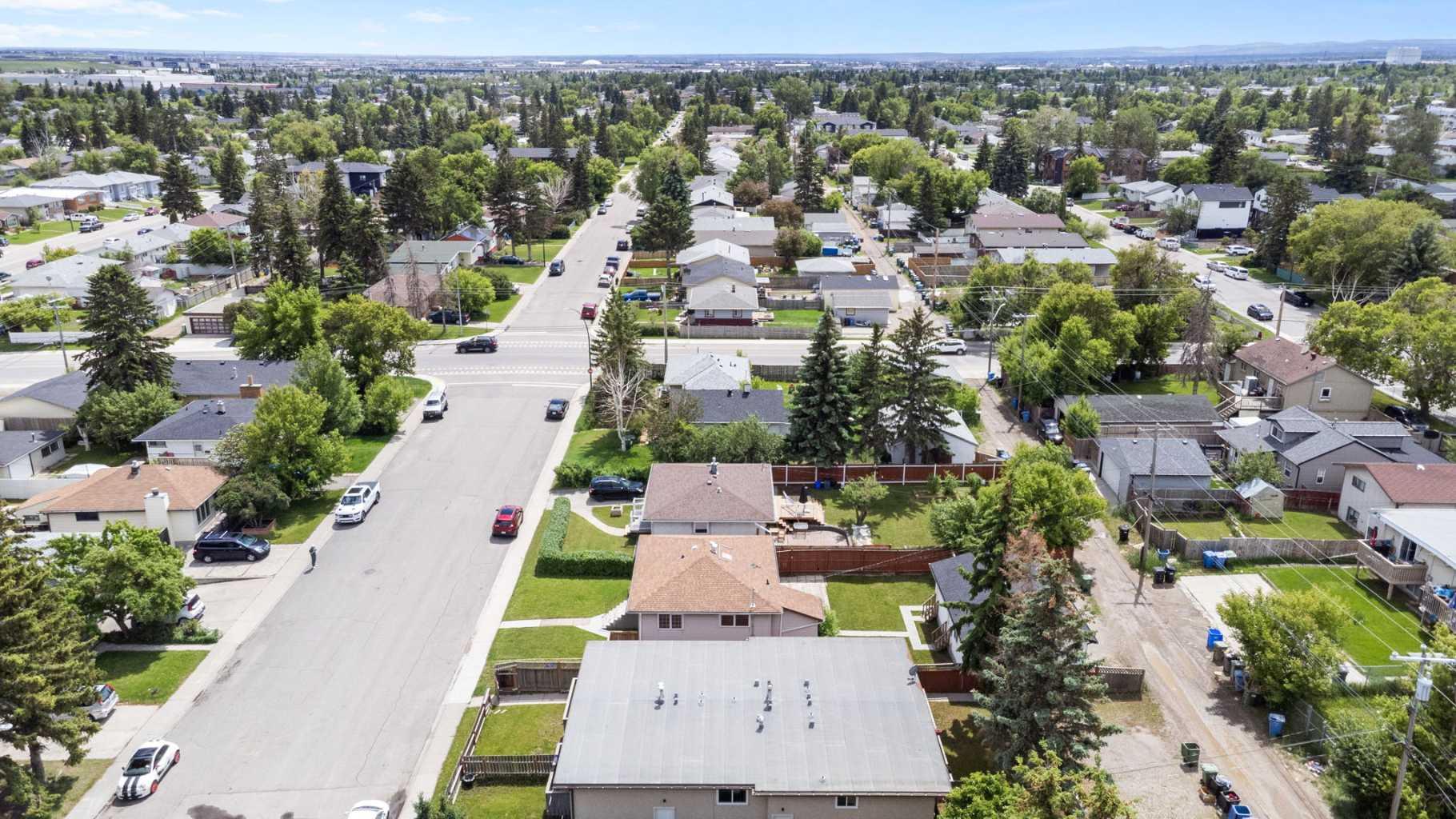 1831 43 Street SE