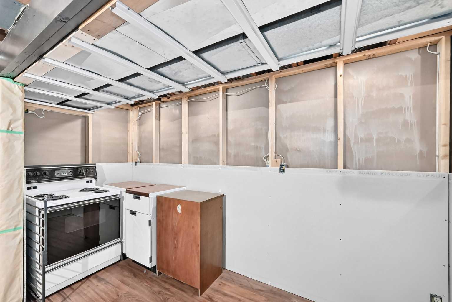 1701 32 Street SW