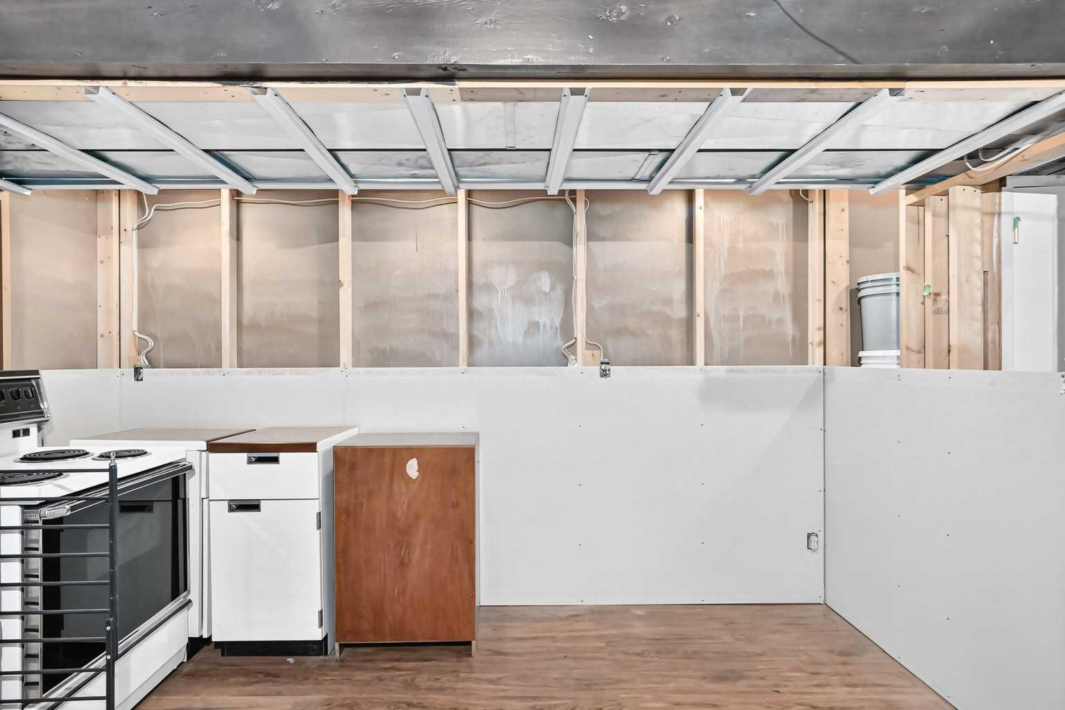 1701 32 Street SW