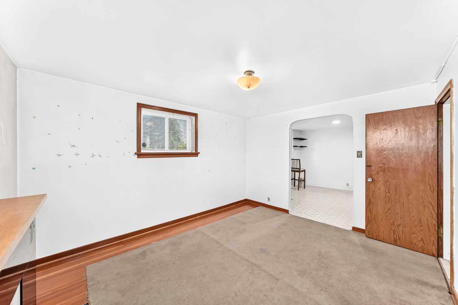 1703 32 Street SW