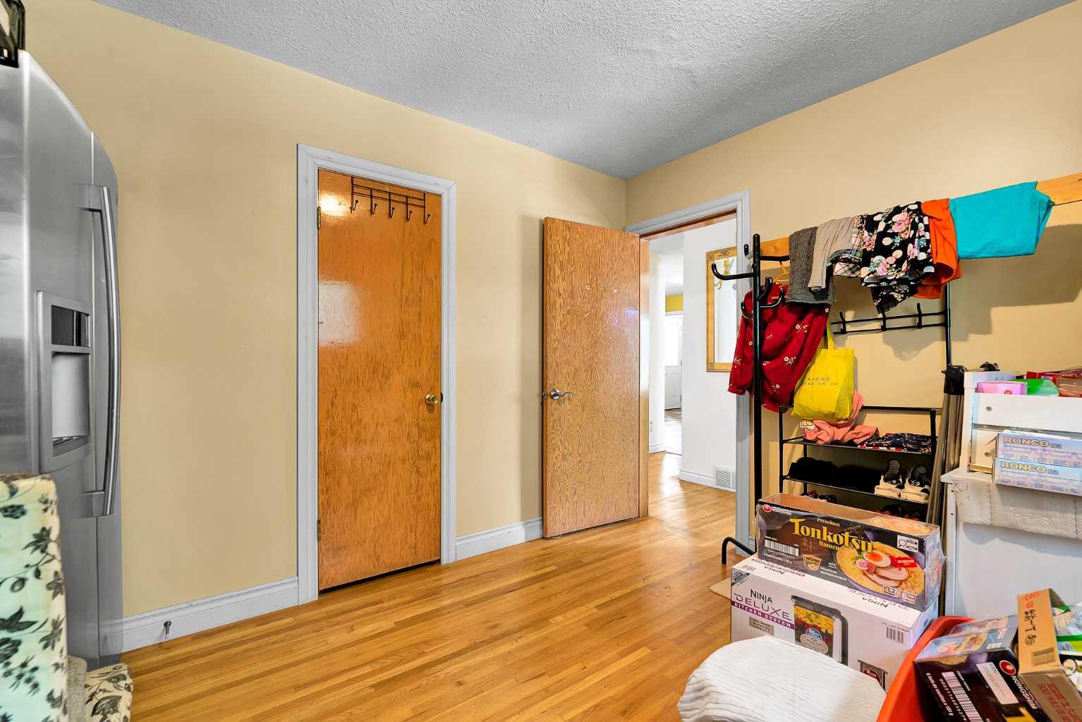 6 Tipton Place NW