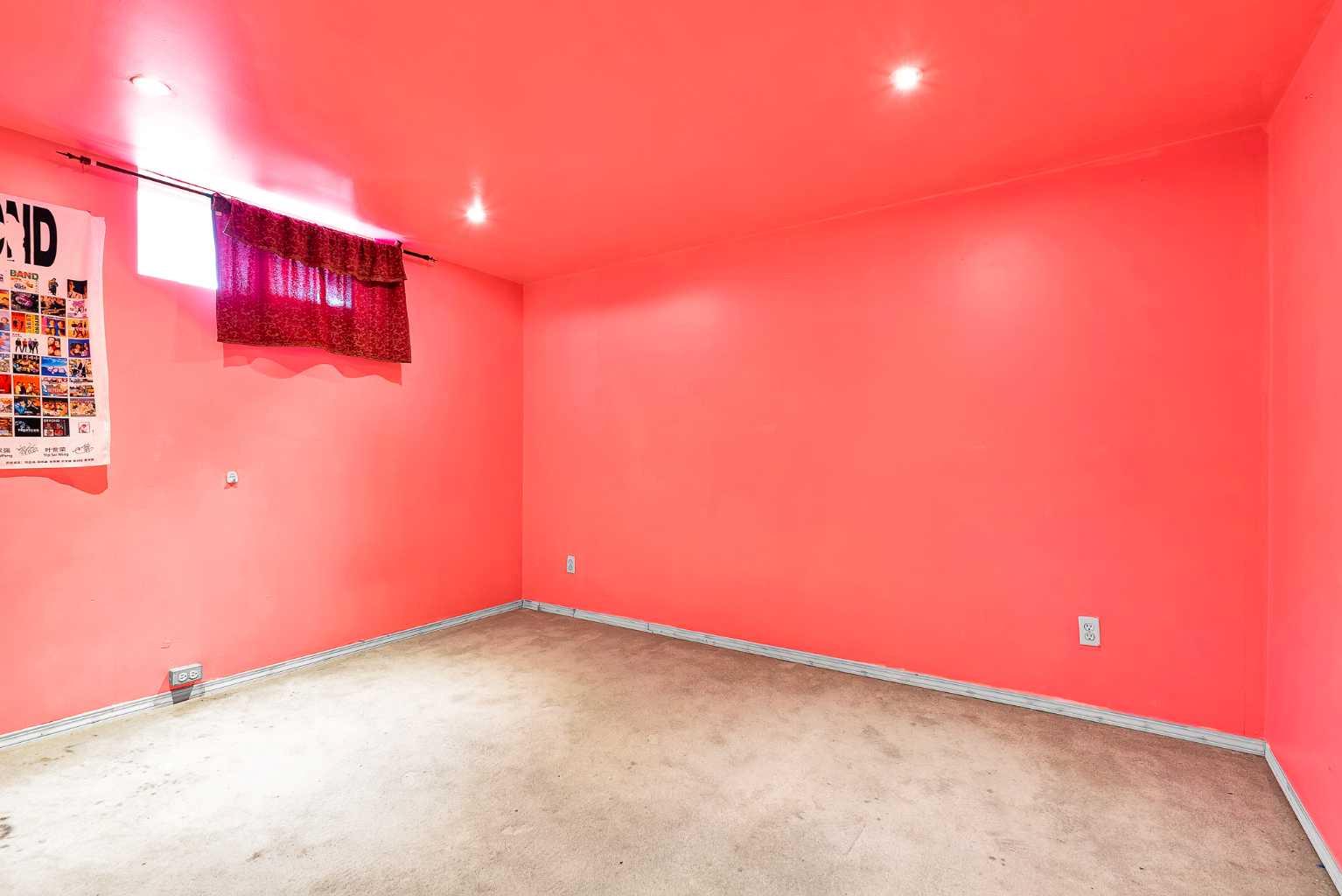 6 Tipton Place NW