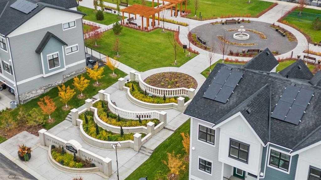 317, 255 Les Jardins Park SE