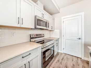 110, 30 Sage Hill Walk NW
