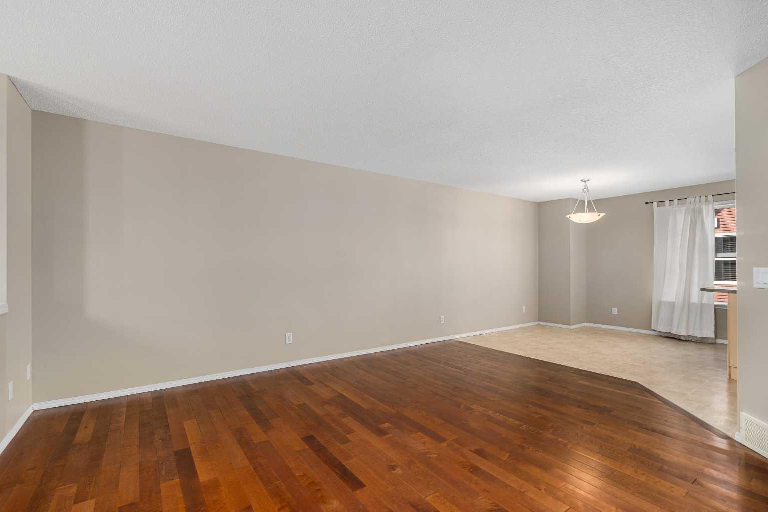 205 Mckenzie Towne Gate SE