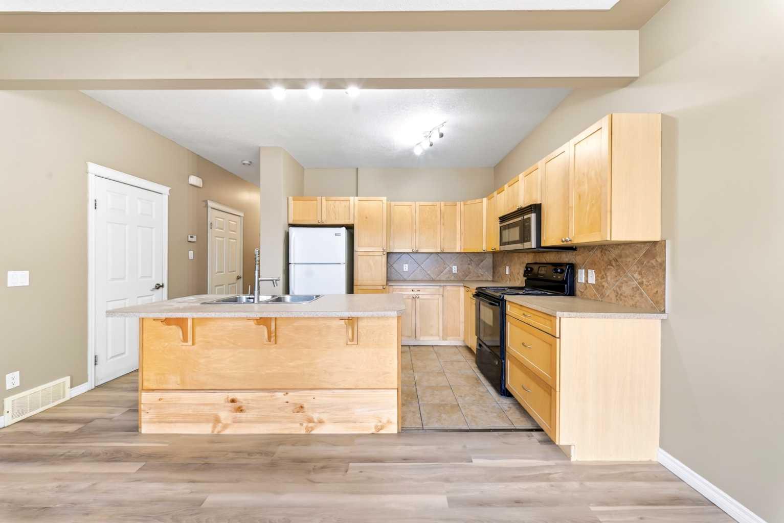 207, 620 Luxstone Landing SW