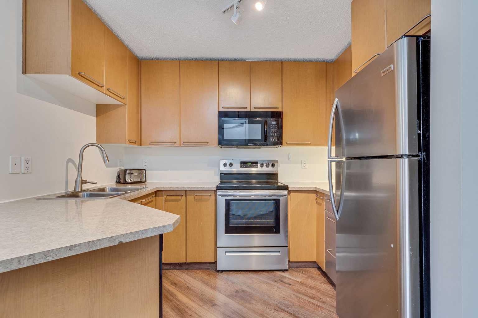 113, 35 Richard Court SW