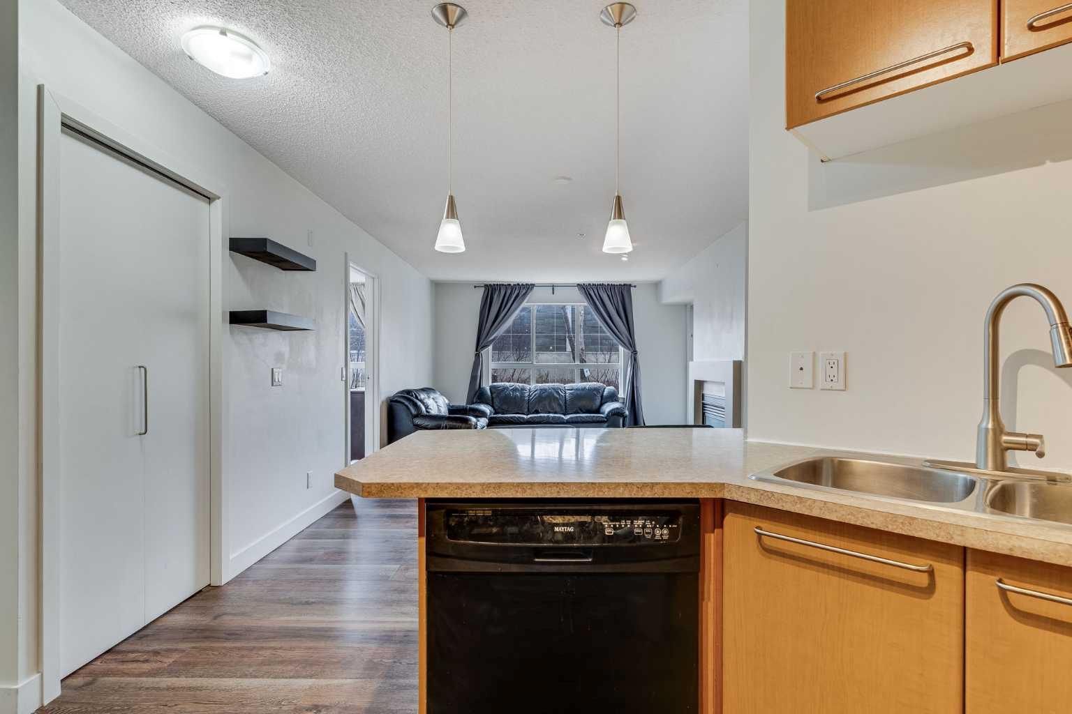 113, 35 Richard Court SW
