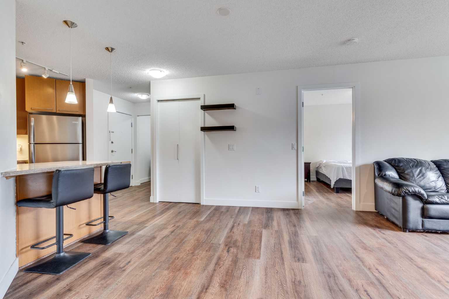 113, 35 Richard Court SW
