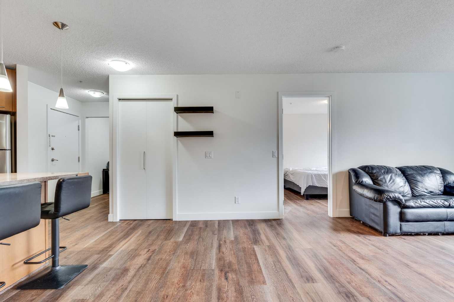 113, 35 Richard Court SW