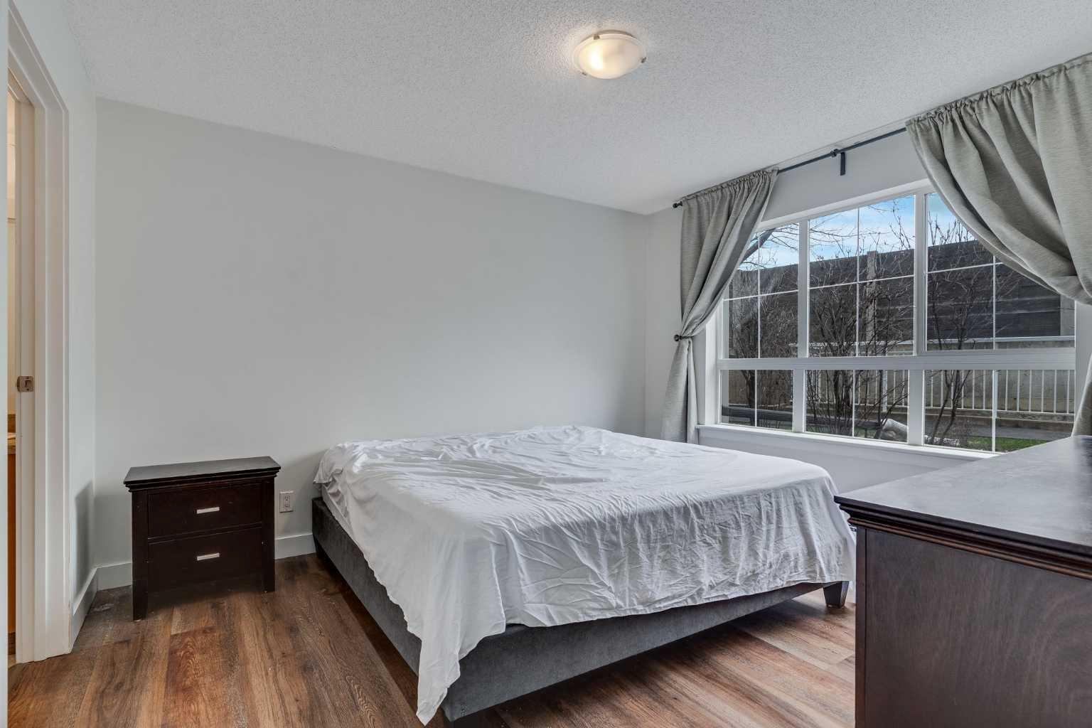 113, 35 Richard Court SW