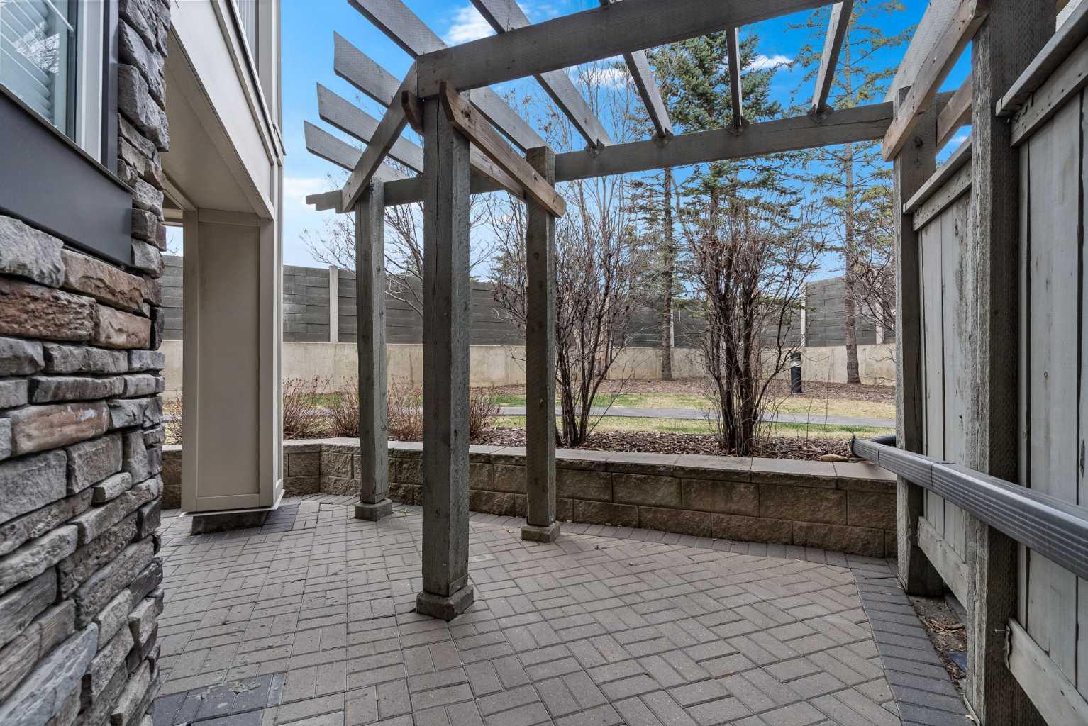 113, 35 Richard Court SW