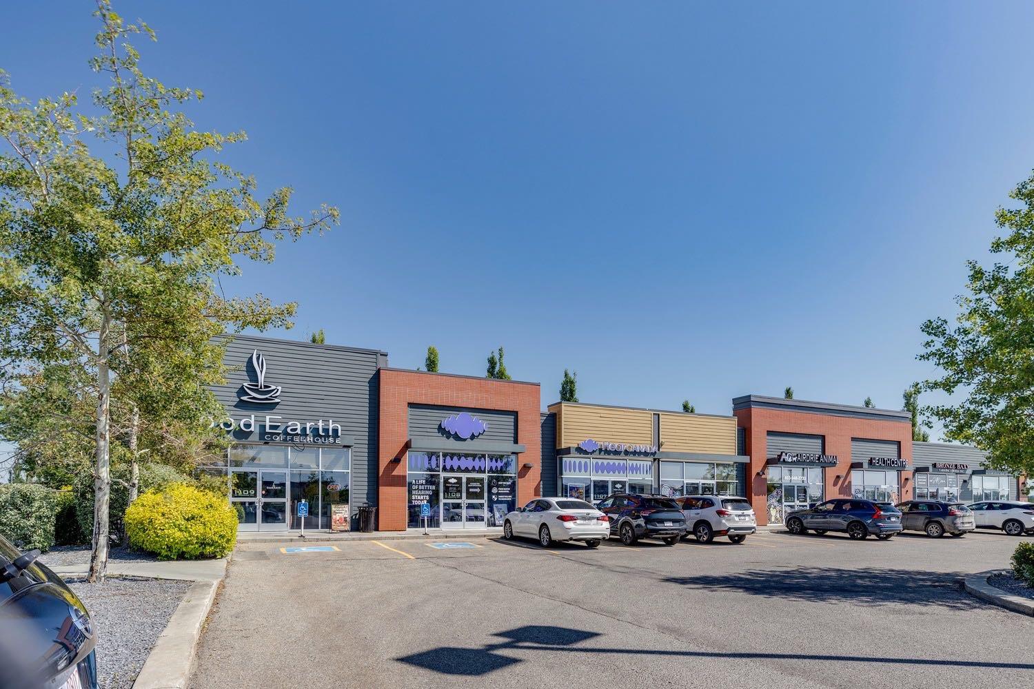 2117, 403 Mackenzie Way SW