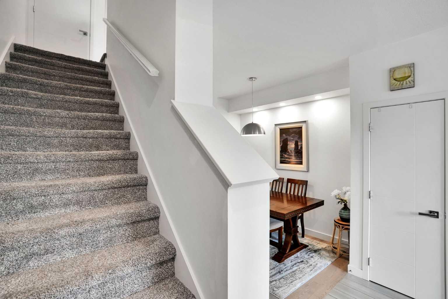 984 Walden Drive SE