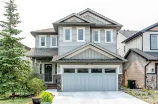 1153 Kingston Crescent SE
