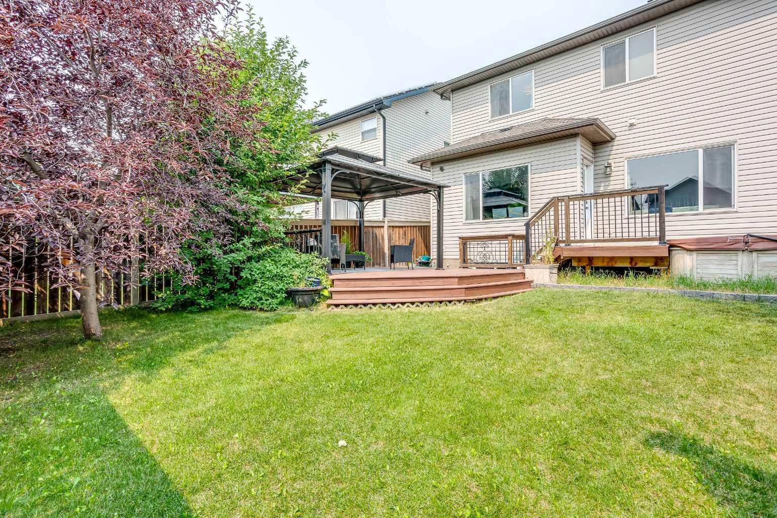 1153 Kingston Crescent SE