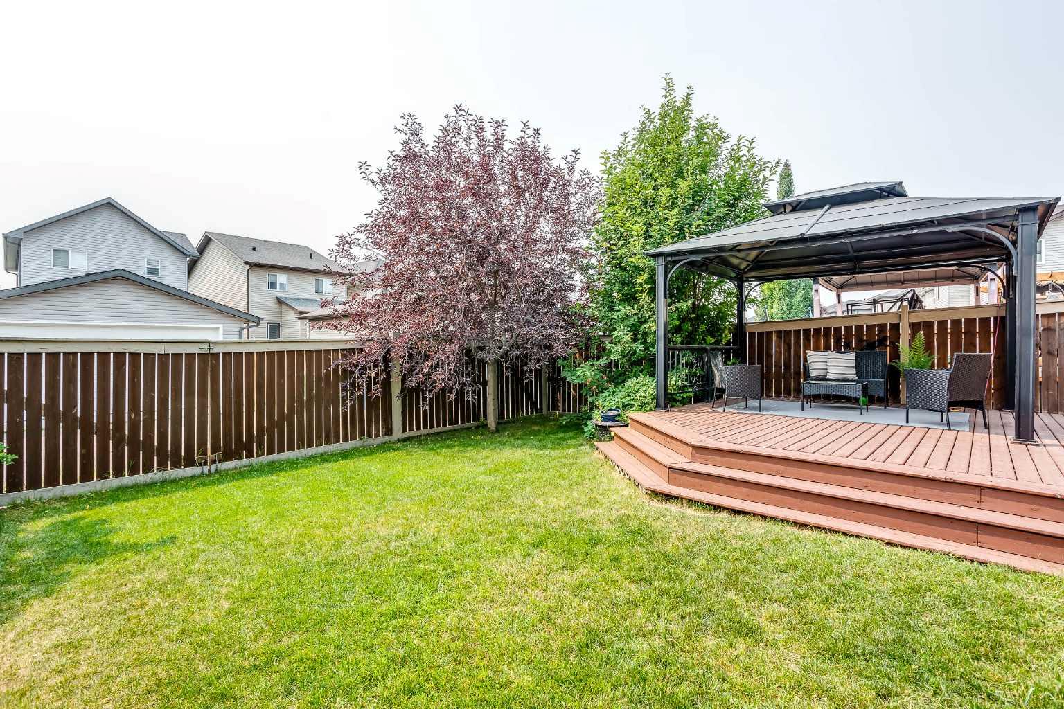1153 Kingston Crescent SE