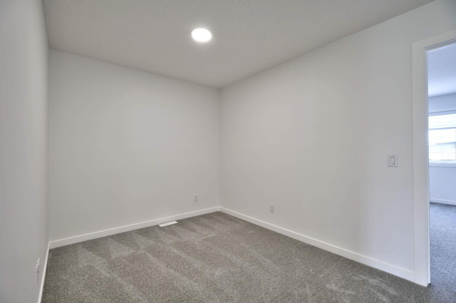 45 Legacy Point Terrace SE