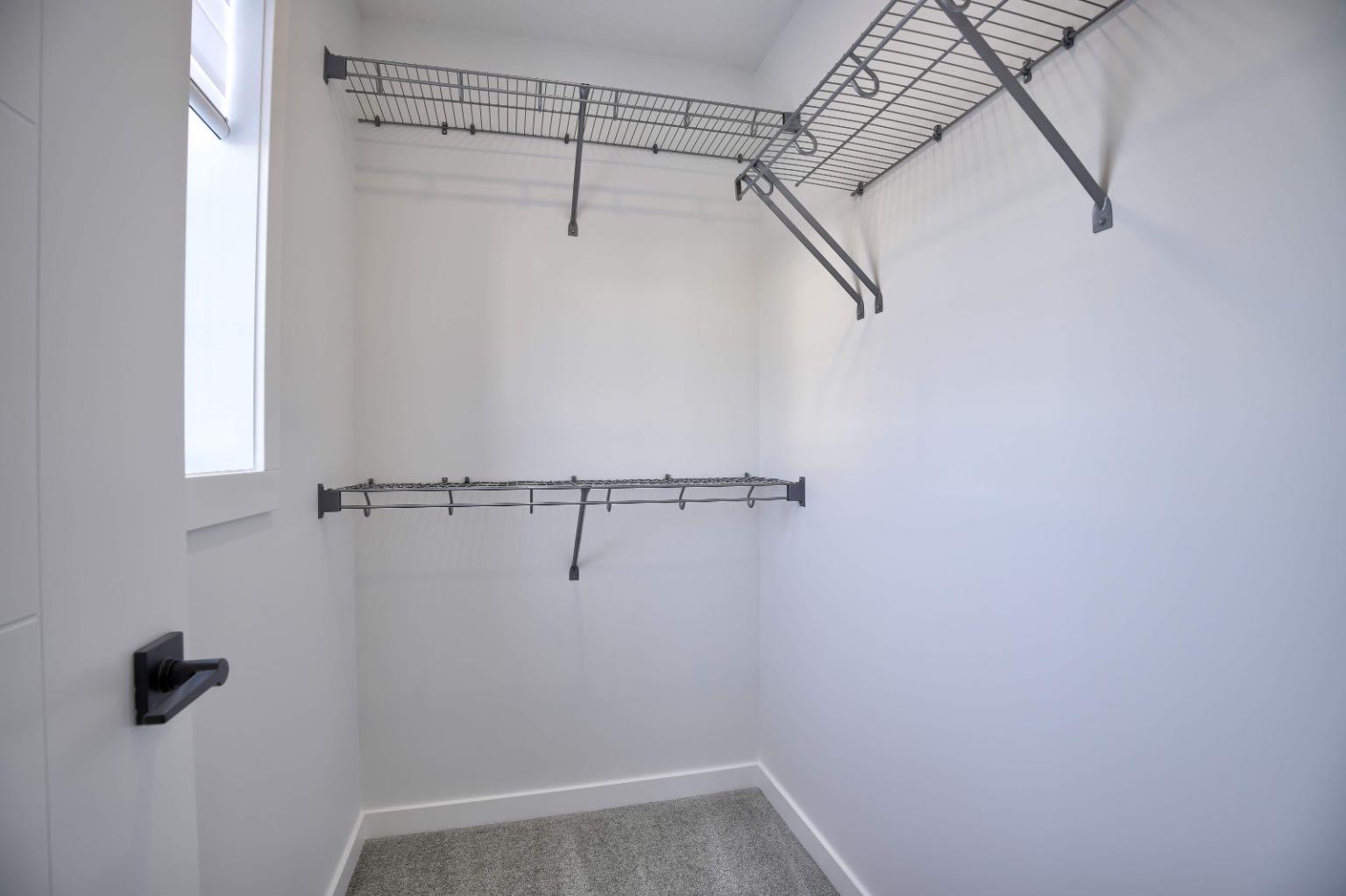 45 Legacy Point Terrace SE