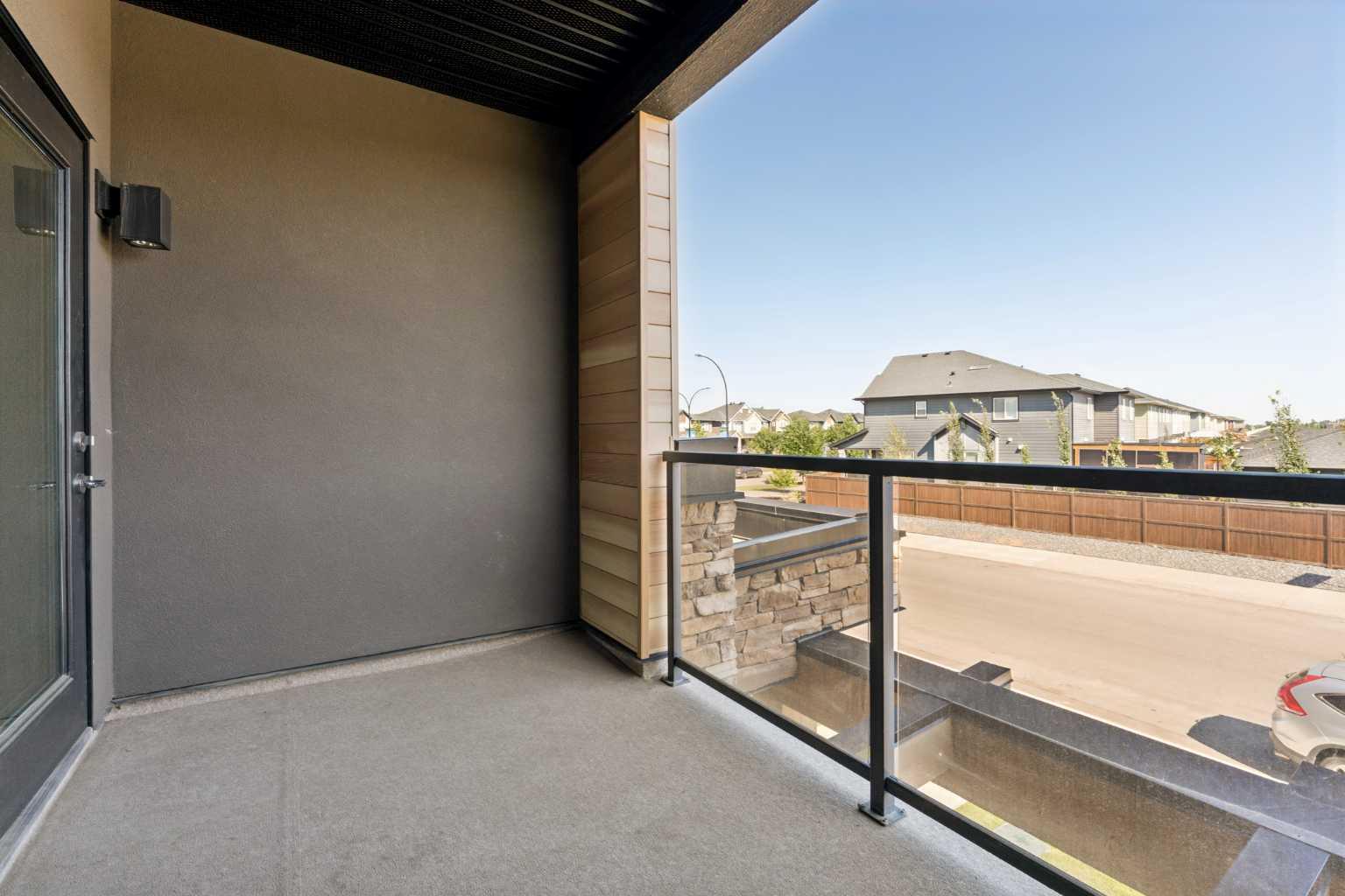 218, 55 Wolf Hollow Crescent SE