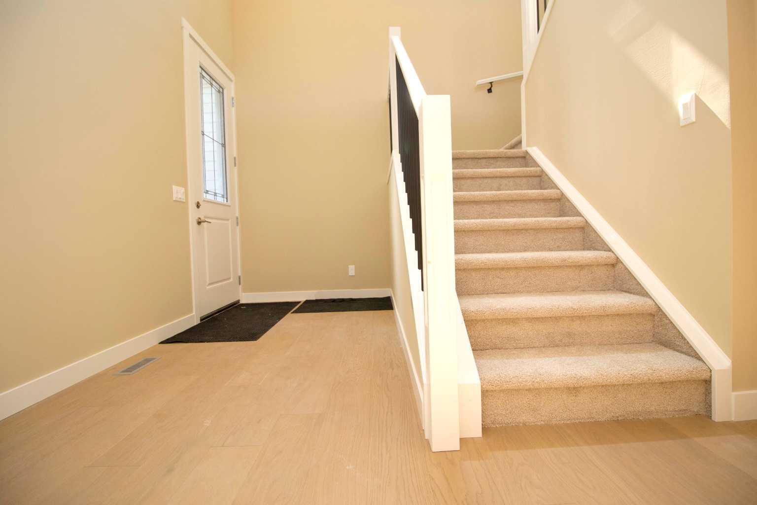 127 Sundown Crescent 