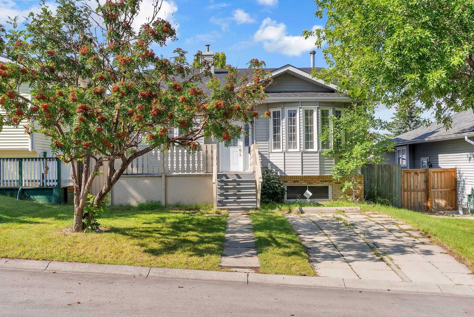 28 Macewan Meadow Link NW