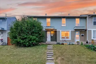 219 Penworth Drive SE