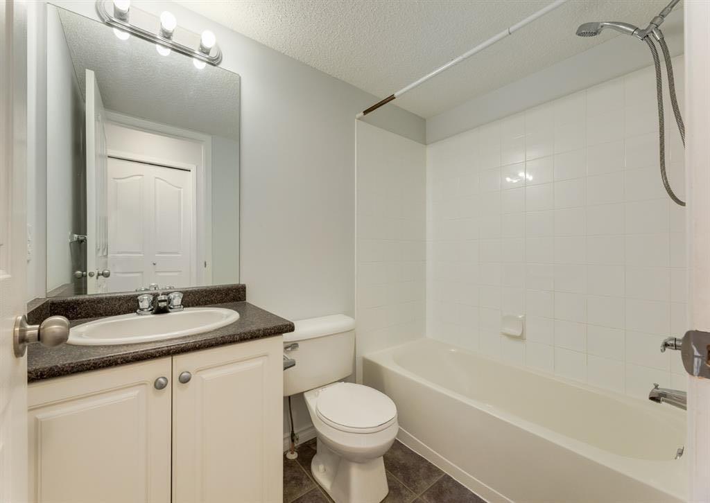 216, 2000 Citadel Meadow Point NW