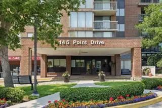 406, 145 Point Drive NW