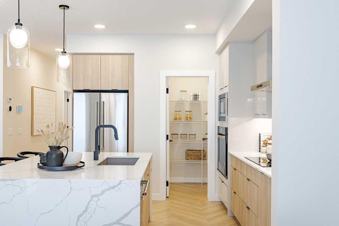 190 Rosemary Gardens SE