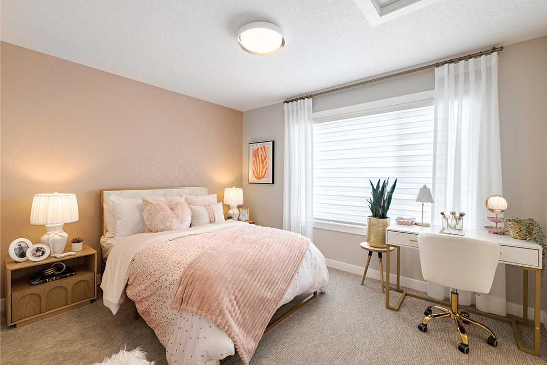 190 Rosemary Gardens SE